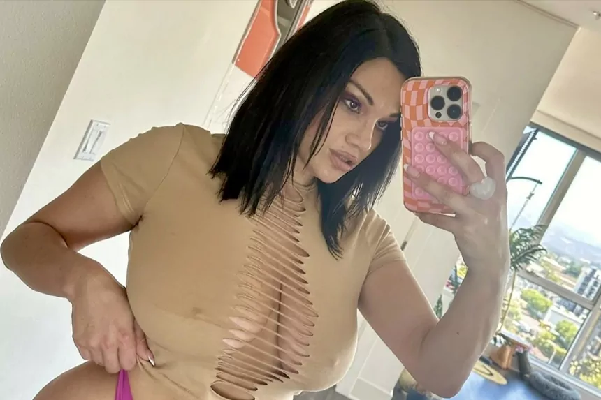 Mona Azar net worth 2026 financial breakdown graphic