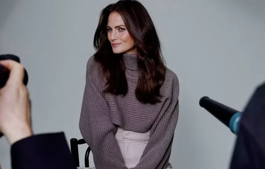 Mini Anden net worth -Swedish model and actress Mini Andén at a media interview